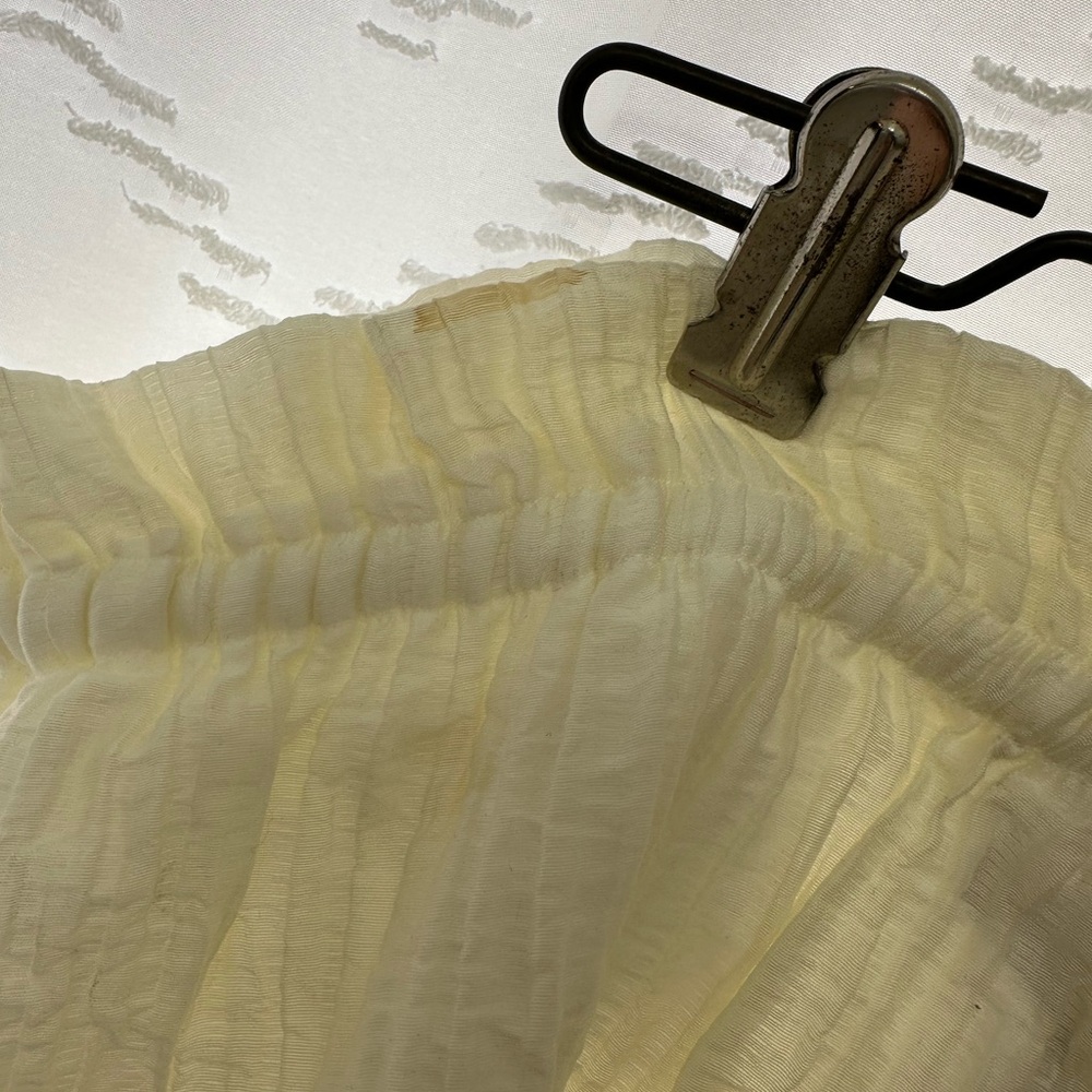 BCBG High Waist Cream Shorts - Picture 4 of 6